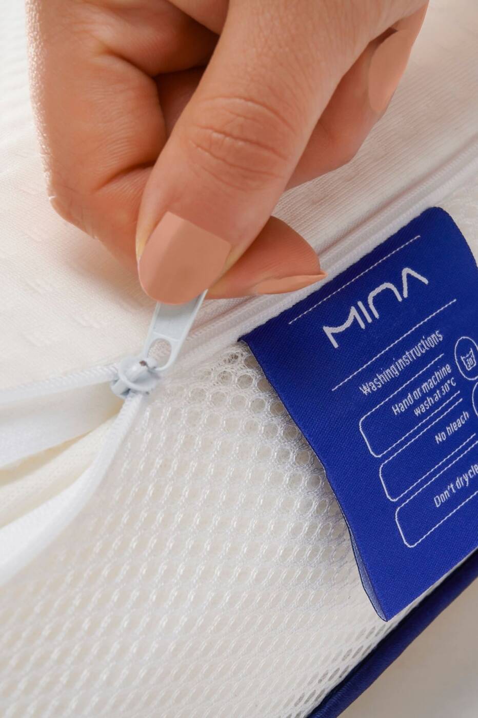 Mina Visko Yastık